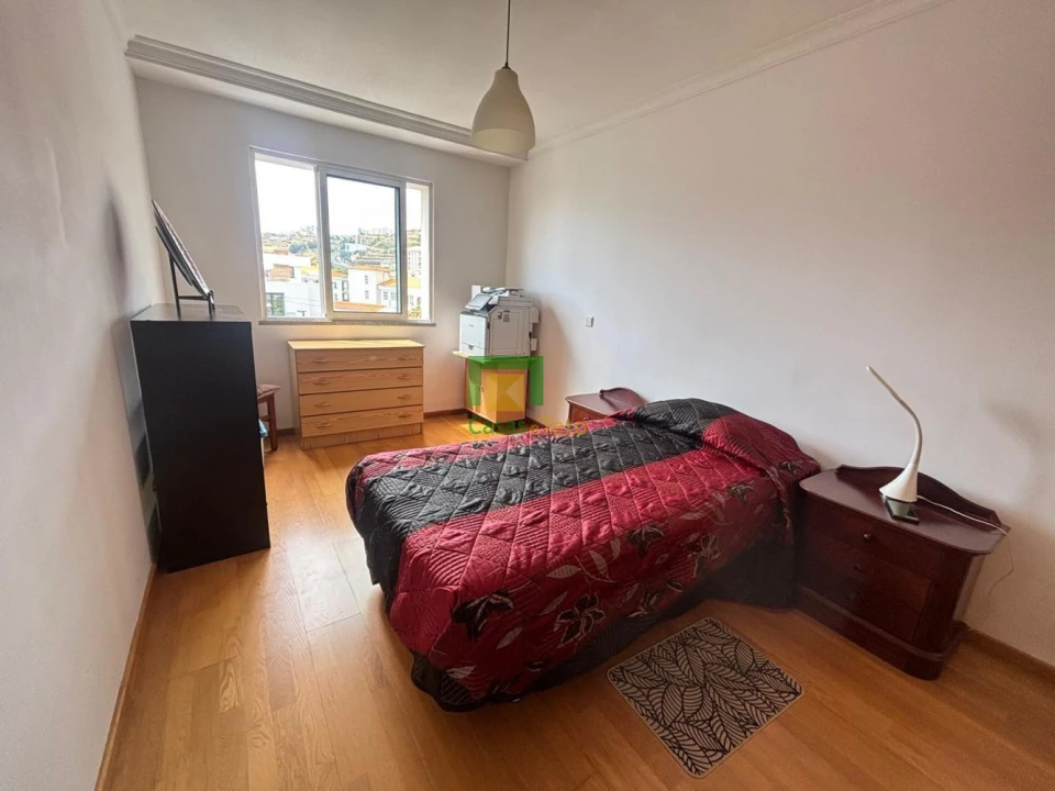 Apartamento T2 para Venda em Caniço Foto 8