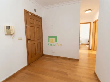 Apartamento T2 para Venda em Caniço