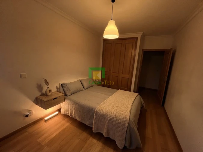 Apartamento T2 para Venda em Caniço Foto 14
