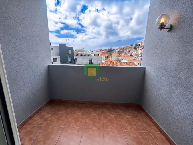 Apartamento T2 para Venda em Caniço Foto 18