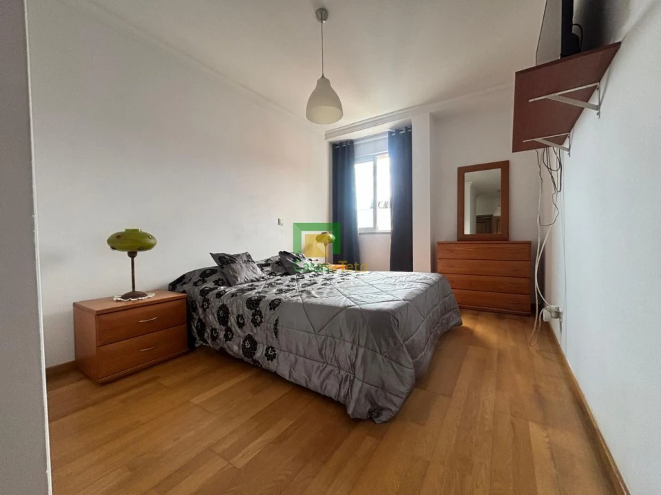 Apartamento T2 para Venda em Caniço Foto 7