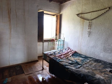 Moradia T4 para Venda em Cernache do Bonjardim, Nesperal e Palhais