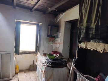 Moradia T4 para Venda em Cernache do Bonjardim, Nesperal e Palhais