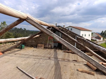 Moradia T4 para Venda em Cernache do Bonjardim, Nesperal e Palhais
