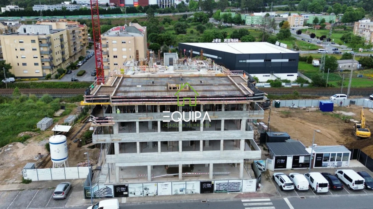 Apartamento T3 para Venda em Valongo Foto 25