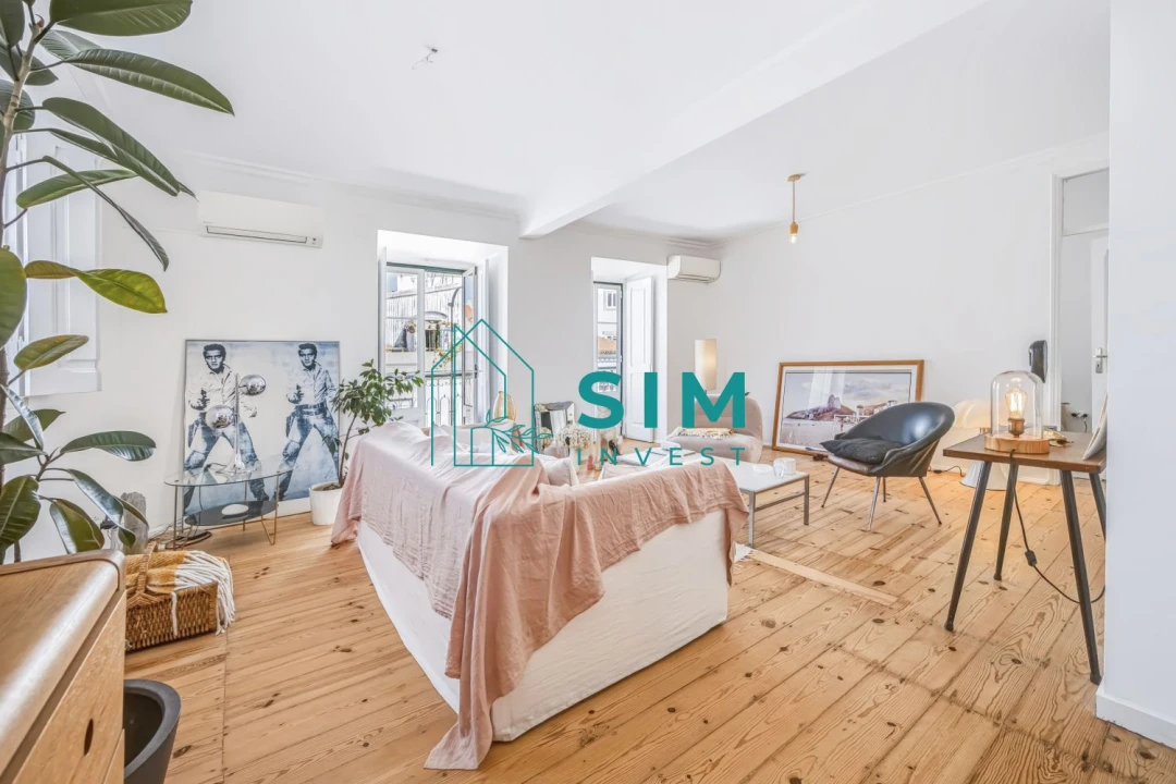 Apartamento T2 para Venda em Misericórdia Foto 4