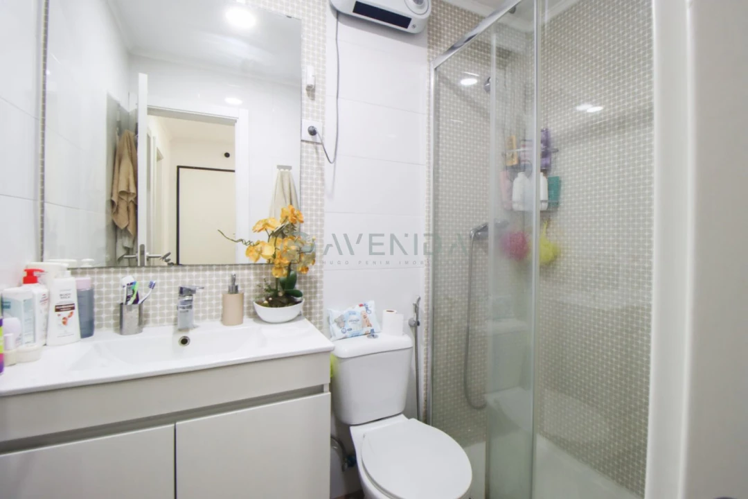 Apartamento T2 para Venda em Barreiro e Lavradio Foto 14