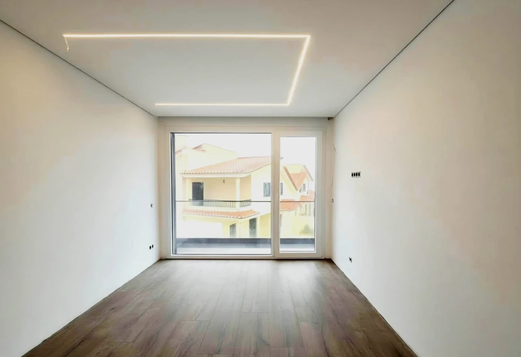 Moradia T2 para Venda em São Domingos de Rana Foto 44