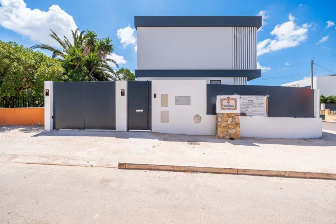 Moradia T2 para Venda em São Domingos de Rana Foto 82