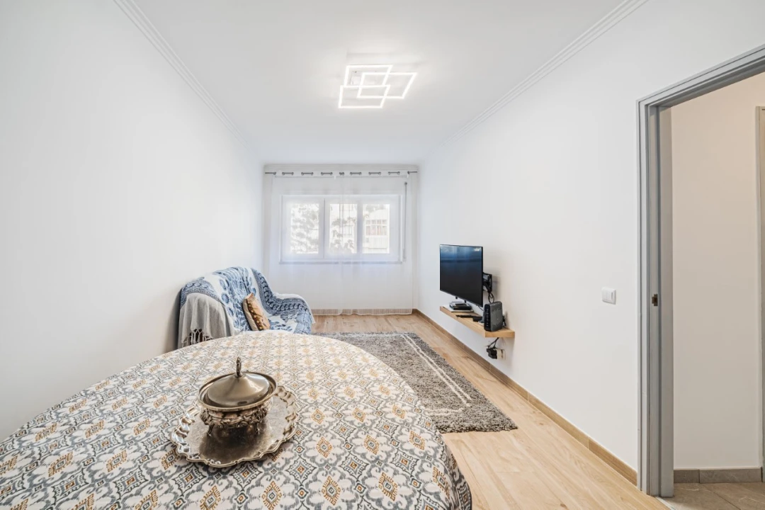 Apartamento T3 para Venda em Massamá e Monte Abraão Foto 28