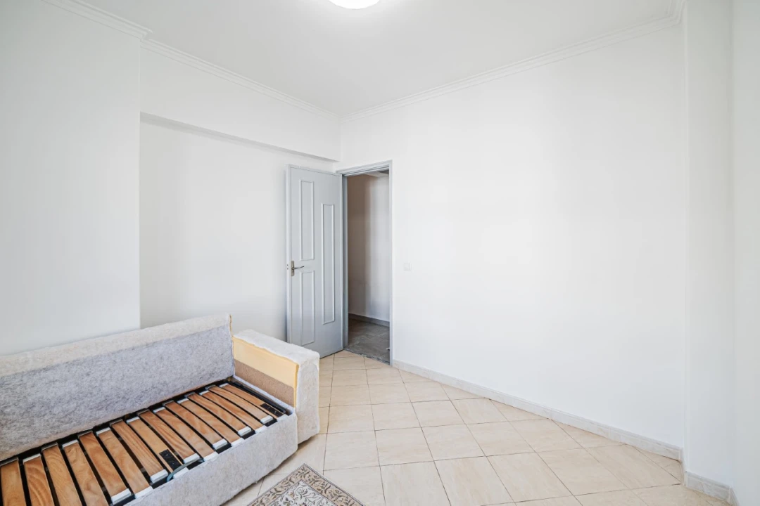 Apartamento T3 para Venda em Massamá e Monte Abraão Foto 32