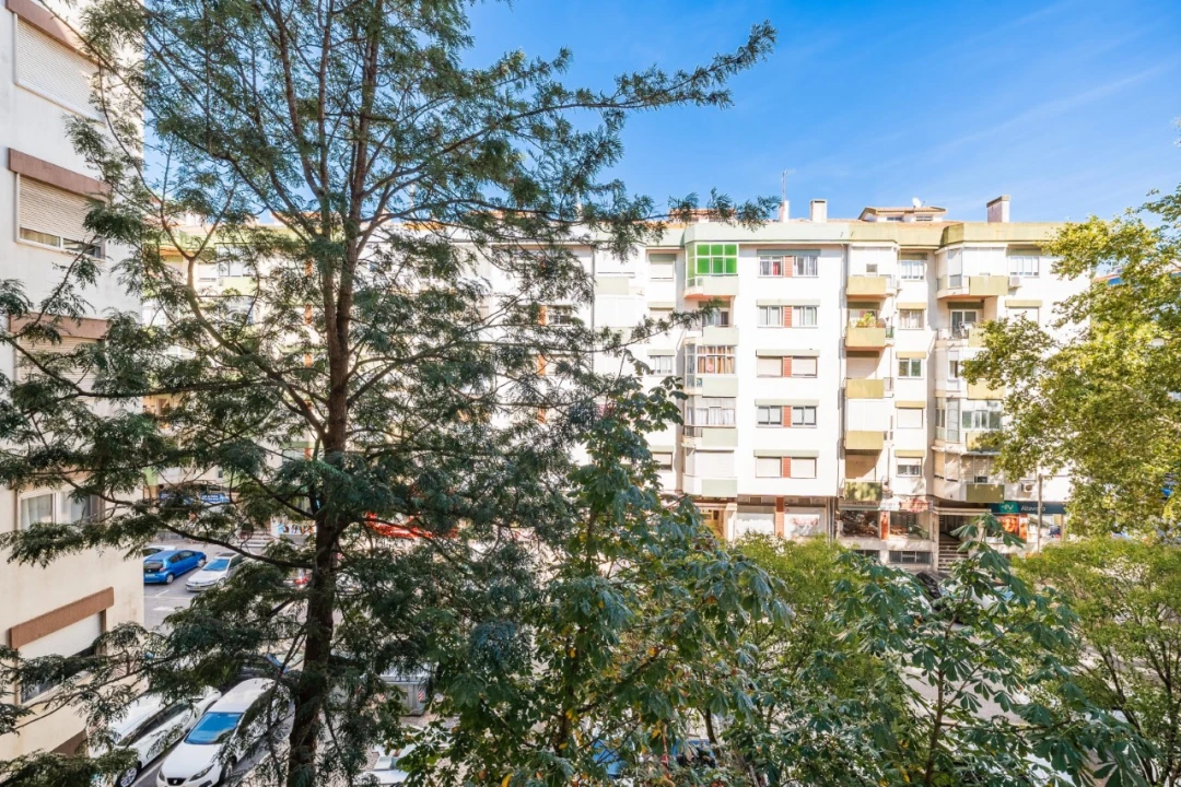 Apartamento T3 para Venda em Massamá e Monte Abraão Foto 33