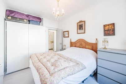 Apartamento T3 para Venda em Massamá e Monte Abraão