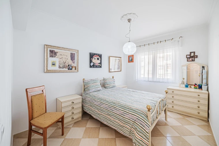 Apartamento T3 para Venda em Massamá e Monte Abraão Foto 22