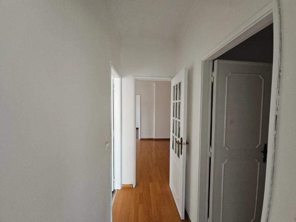 Apartamento T2 para Arrendamento em Seixal, Arrentela e Aldeia de Paio Pires Foto 4