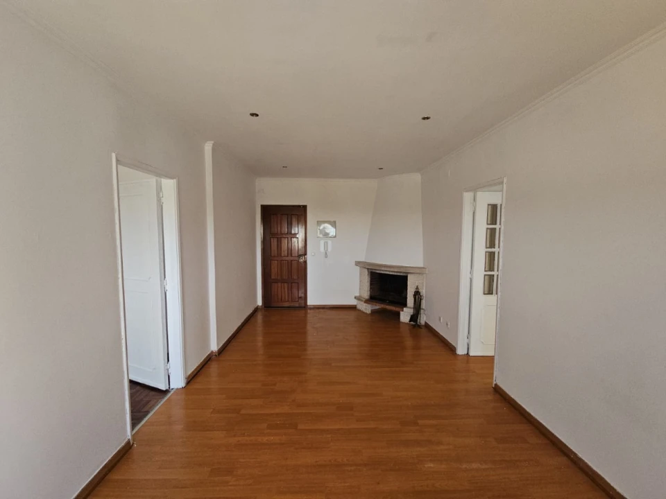 Apartamento T2 para Arrendamento em Seixal, Arrentela e Aldeia de Paio Pires Foto 11