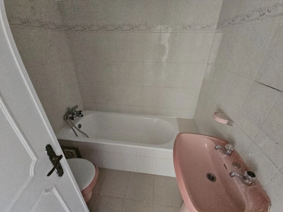 Apartamento T2 para Arrendamento em Seixal, Arrentela e Aldeia de Paio Pires Foto 12
