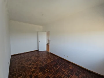 Apartamento T2 para Arrendamento em Seixal, Arrentela e Aldeia de Paio Pires