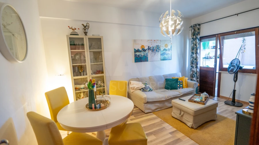 Apartamento T2 para Arrendamento em Santa Clara