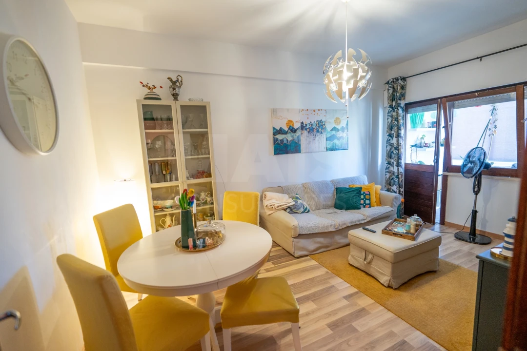 Apartamento T2 para Arrendamento em Santa Clara Foto 1