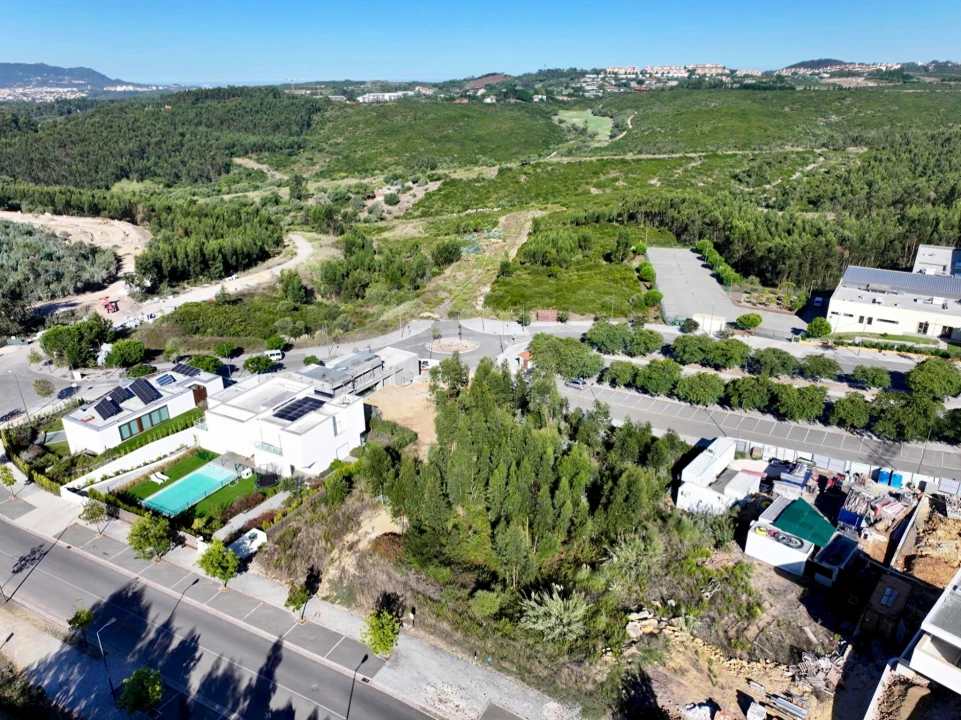 Terreno para Venda em Queluz e Belas Foto 3