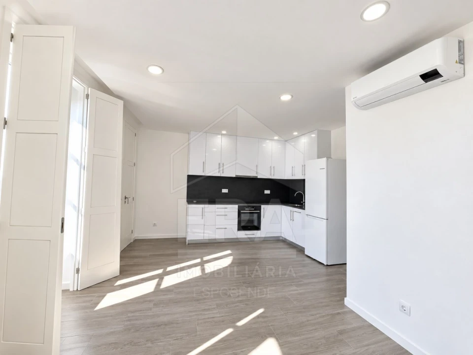 Apartamento T1 para Venda em Santa Maria Maior e Monserrate e Meadela Foto 1