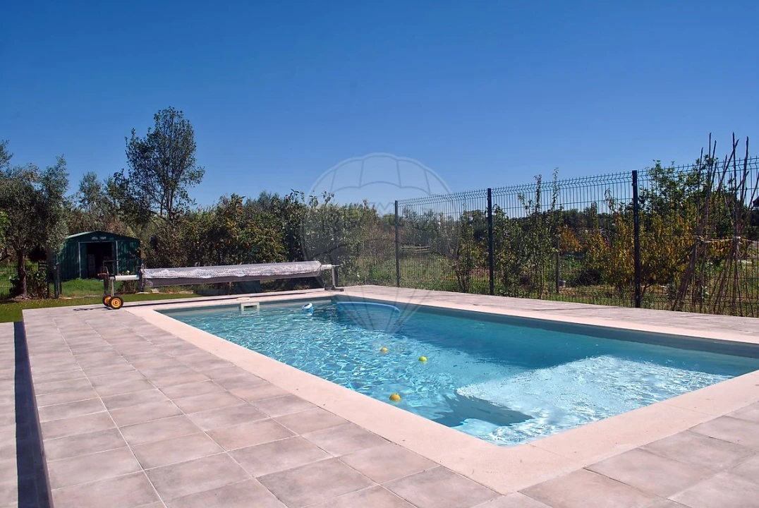 Moradia T2 para Venda em São Martinho Foto 5