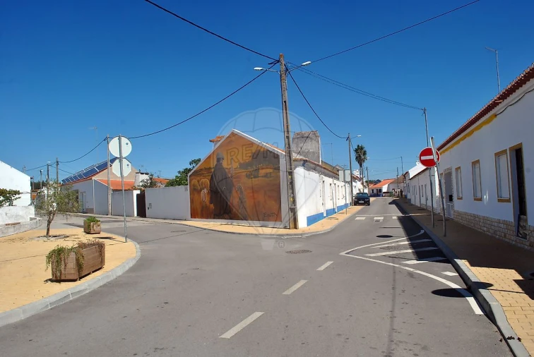 Moradia T2 para Venda em São Martinho Foto 24