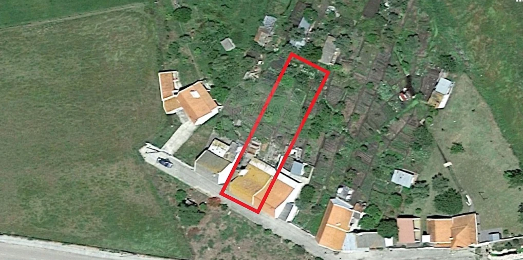 Moradia T2 para Venda em São Martinho Foto 3