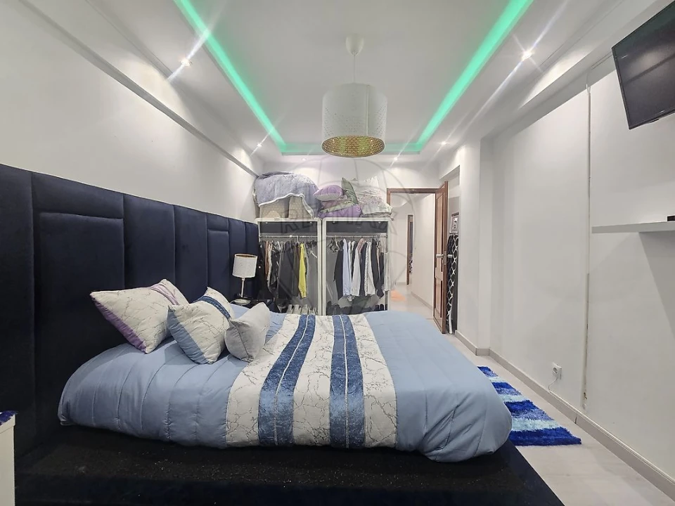 Apartamento T4 para Venda em Massamá e Monte Abraão Foto 2