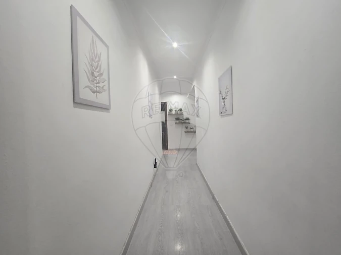 Apartamento T4 para Venda em Massamá e Monte Abraão Foto 14