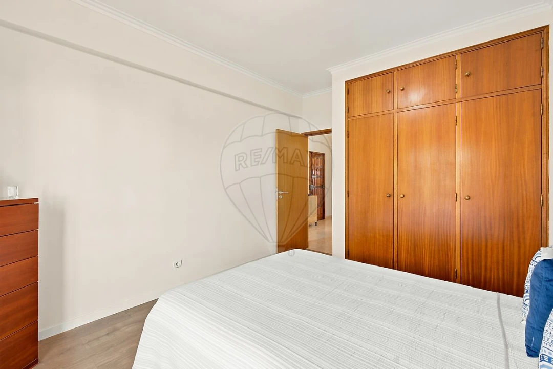 Apartamento T2 para Venda em Seixal, Arrentela e Aldeia de Paio Pires Foto 12