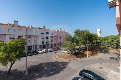 Apartamento T2 para Venda em Seixal, Arrentela e Aldeia de Paio Pires