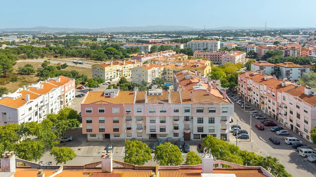 Apartamento T2 para Venda em Seixal, Arrentela e Aldeia de Paio Pires Foto 17