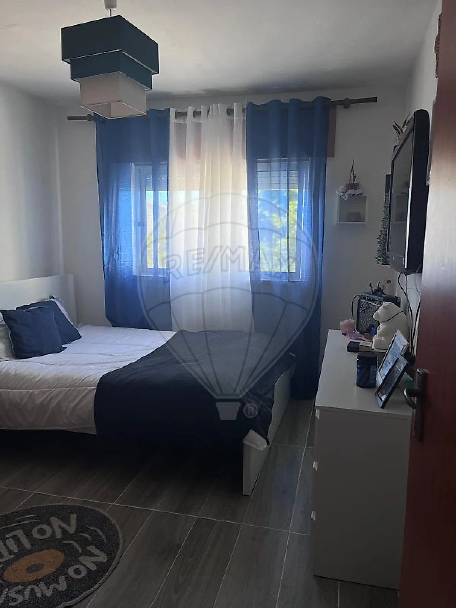 Apartamento T3 para Venda em Vilar de Andorinho Foto 7