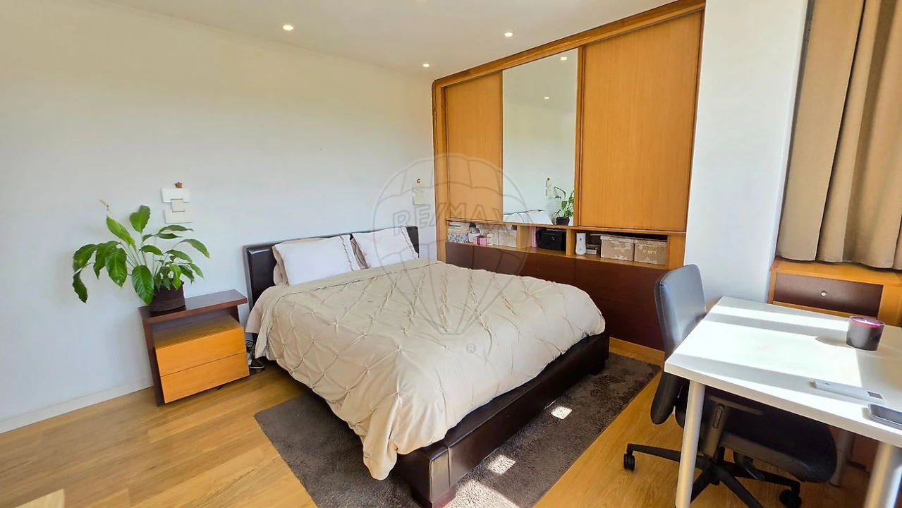 Apartamento T3 para Venda em Almada, Cova da Piedade, Pragal e Cacilhas Foto 37