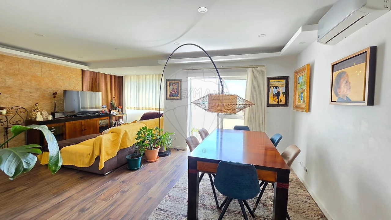 Apartamento T3 para Venda em Almada, Cova da Piedade, Pragal e Cacilhas Foto 17