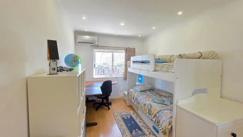 Apartamento T3 para Venda em Almada, Cova da Piedade, Pragal e Cacilhas