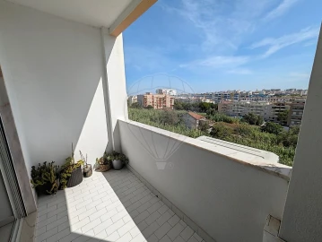 Apartamento T3 para Venda em Almada, Cova da Piedade, Pragal e Cacilhas