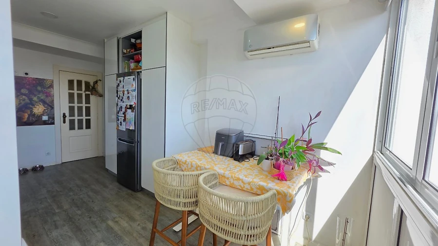 Apartamento T3 para Venda em Almada, Cova da Piedade, Pragal e Cacilhas Foto 26