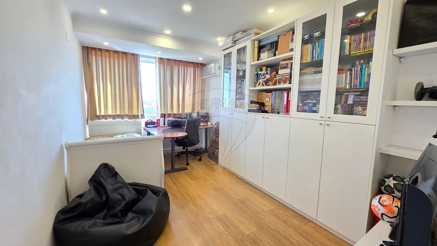 Apartamento T3 para Venda em Almada, Cova da Piedade, Pragal e Cacilhas Foto 29