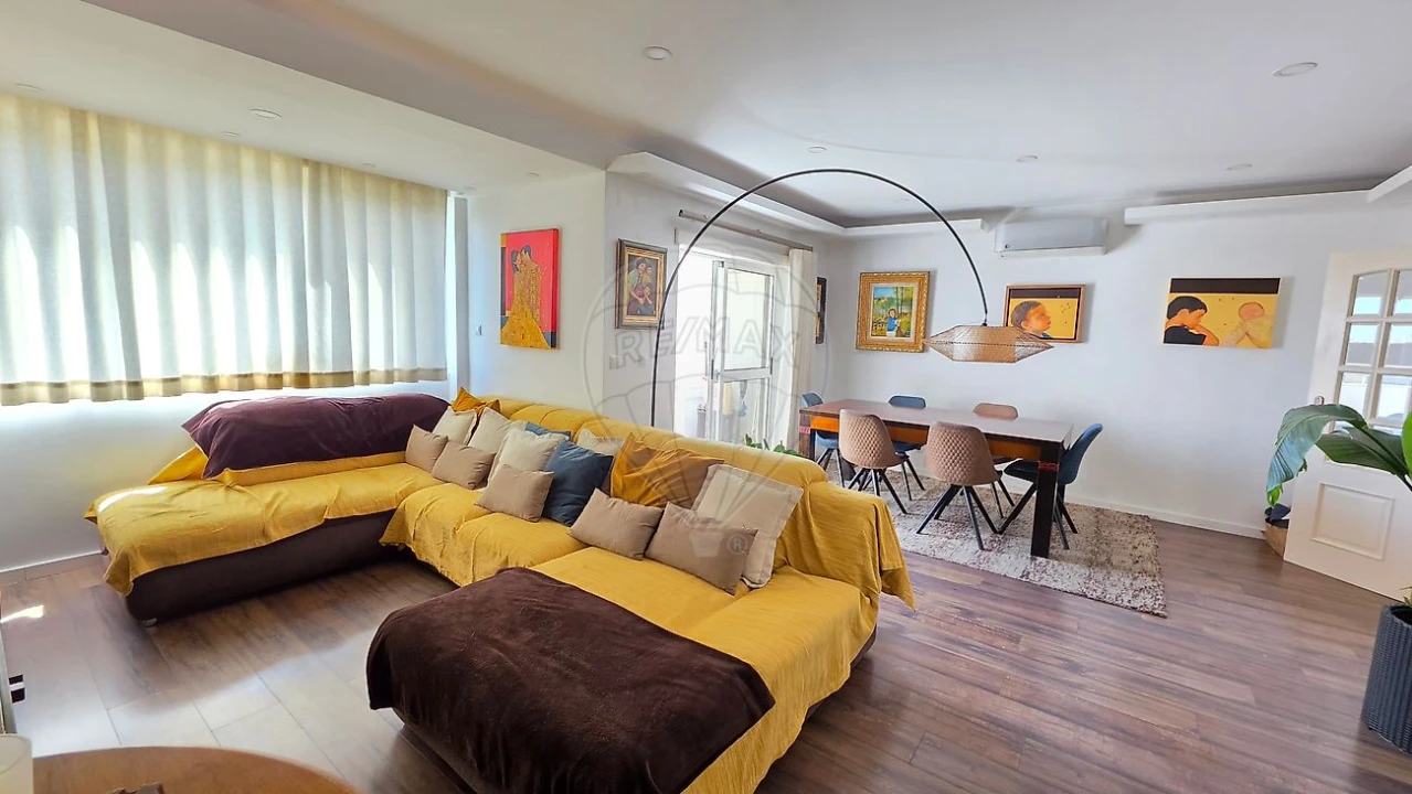 Apartamento T3 para Venda em Almada, Cova da Piedade, Pragal e Cacilhas Foto 19