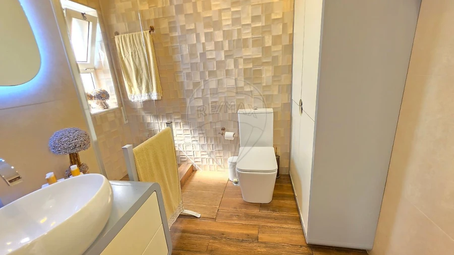 Apartamento T3 para Venda em Almada, Cova da Piedade, Pragal e Cacilhas