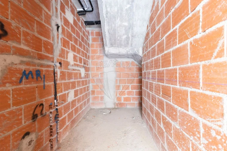 Moradia T3 para Venda em Silveira Foto 38