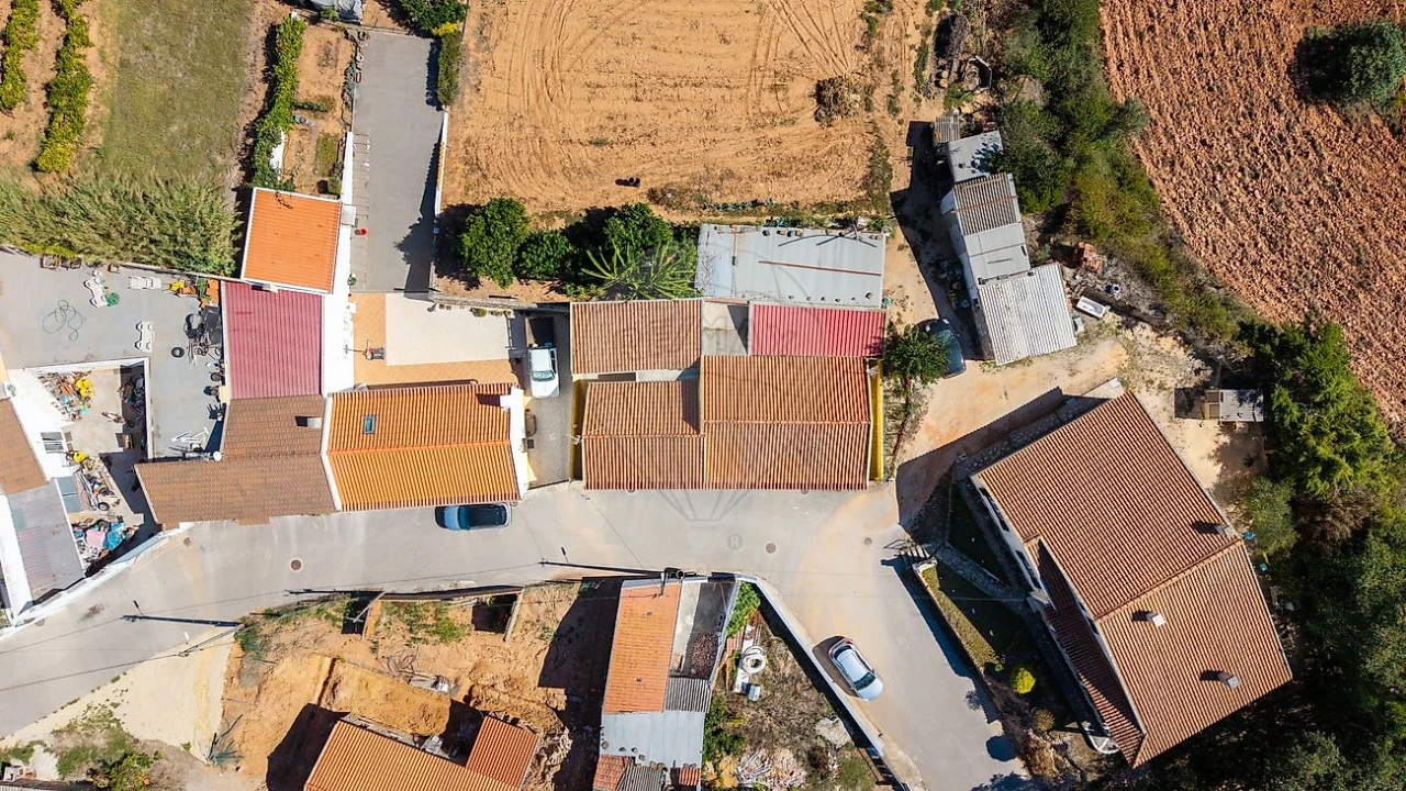Moradia T2 para Venda em Maxial e Monte Redondo Foto 44