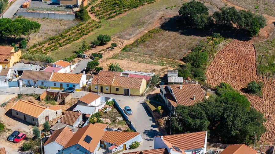 Moradia T2 para Venda em Maxial e Monte Redondo Foto 36
