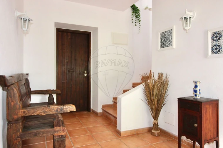 Moradia T5 para Venda em Silves Foto 4