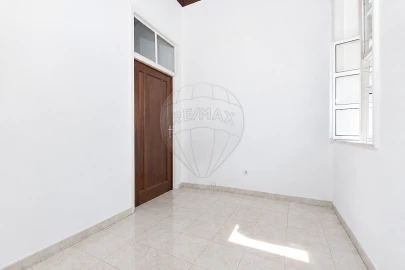 Apartamento T2 para Venda em Póvoa de Santa Iria e Forte da Casa
