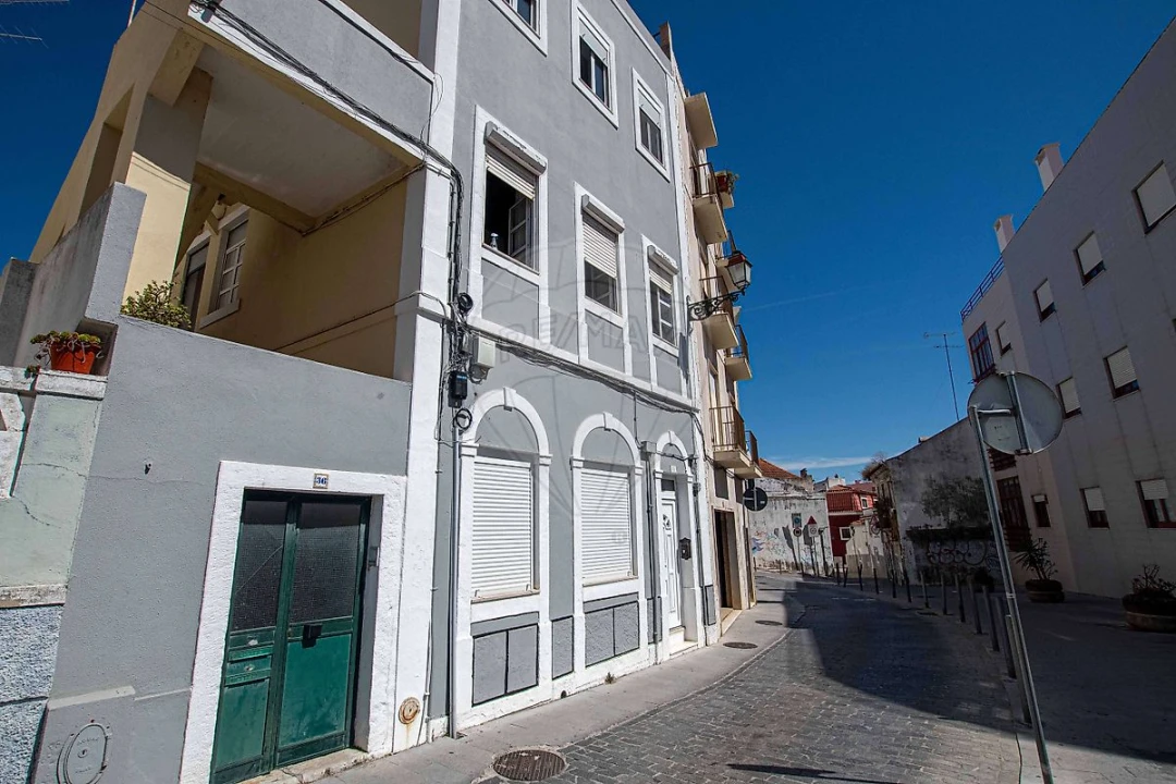 Apartamento T2 para Venda em Póvoa de Santa Iria e Forte da Casa Foto 3