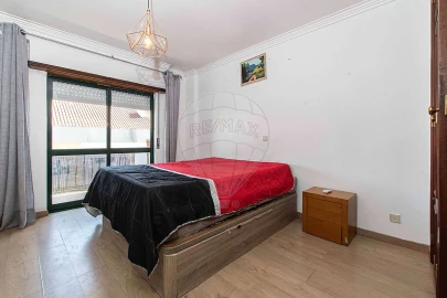 Apartamento T2 para Venda em Póvoa de Santa Iria e Forte da Casa